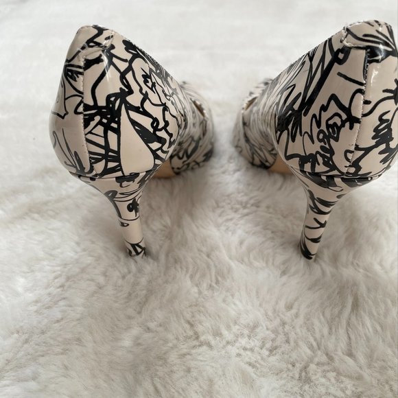 Nine West Aiken Scribble Graffiti Pump Heels Sz 6 - Picture 3 of 6